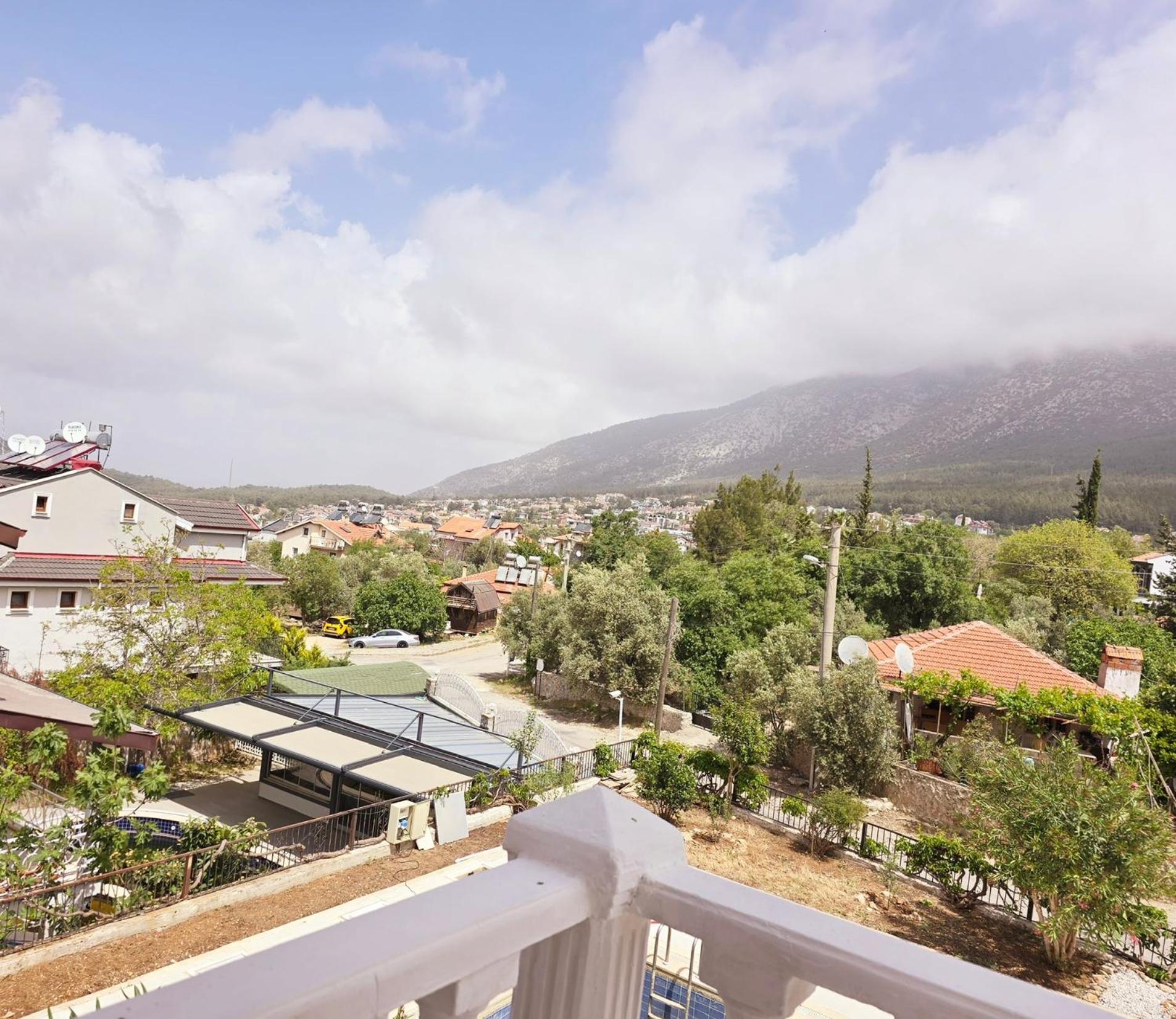 3 Bedrooms Apartment In Oeluedeniz, Ovacik エクステリア 写真